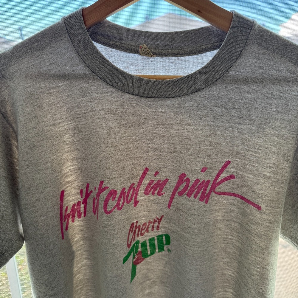 Vintage Cherry 7UP T-Shirt Mens L Gray Soda Promo Graphic Single Stitch USA 80s
